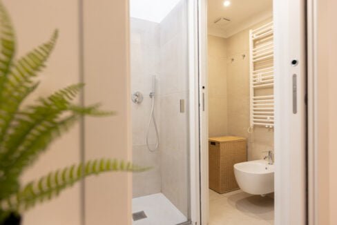 11_viale_Coni_Zugna_12