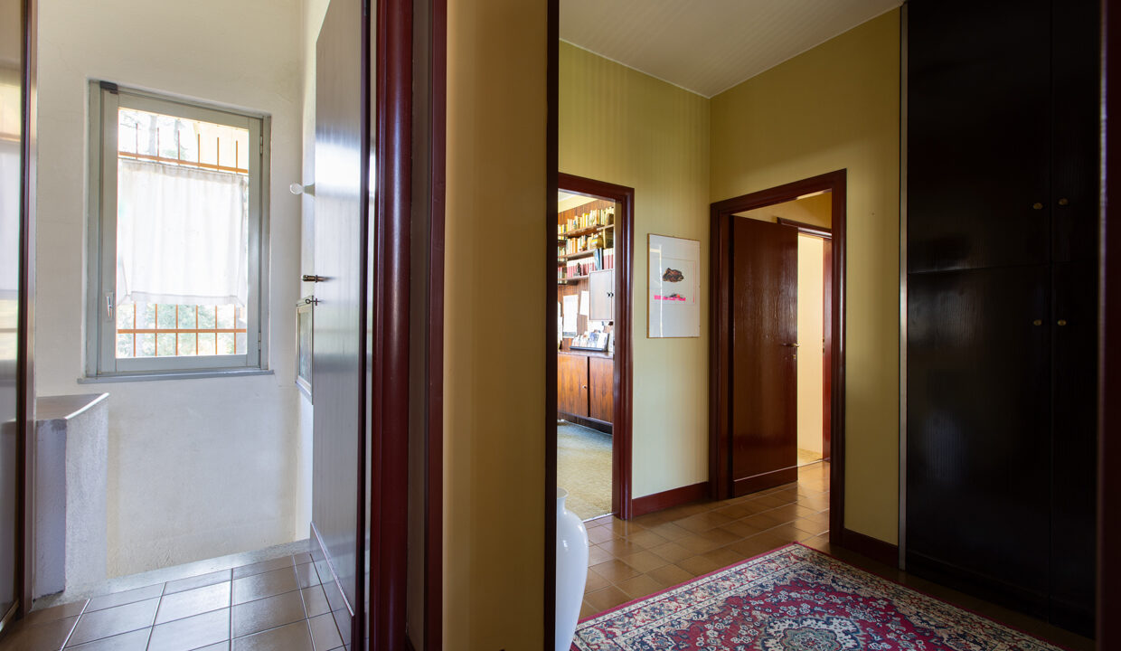 11_via_Monte_San_Martino_102_Gallarate