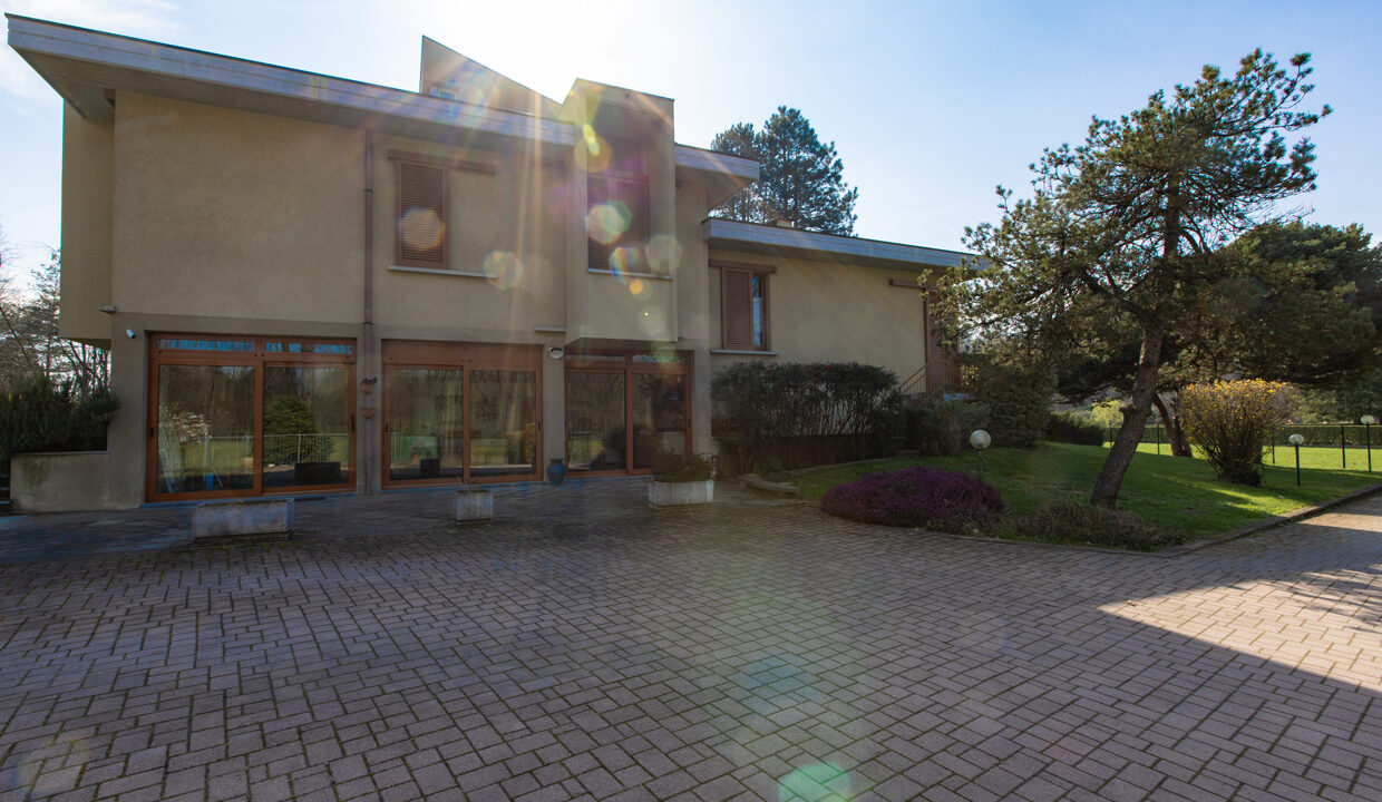 27_via_Monte_San_Martino_102_Gallarate