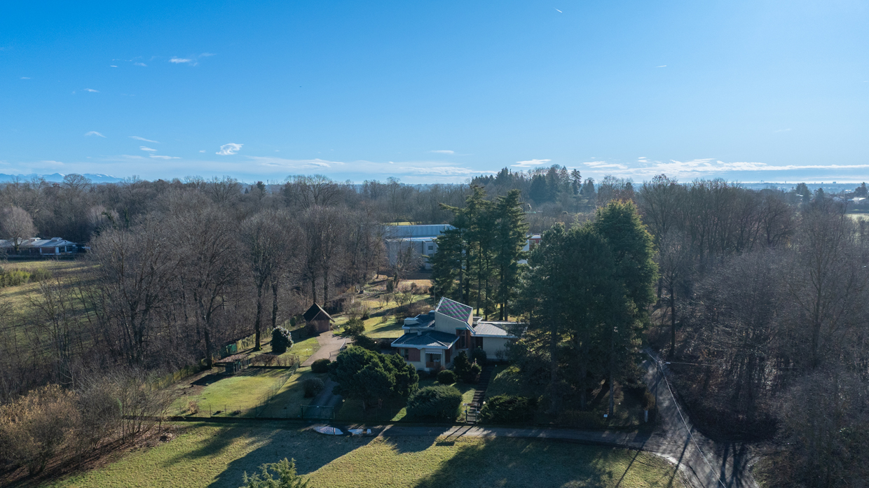 2_via_Monte_San_Martino_102_Gallarate_(drone)