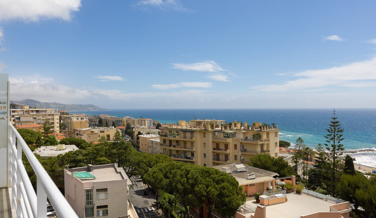 31_Via_Padre_Semeria_160_Sanremo
