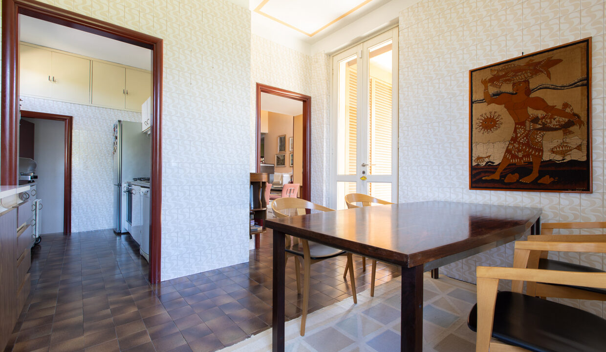 9_via_Monte_San_Martino_102_Gallarate