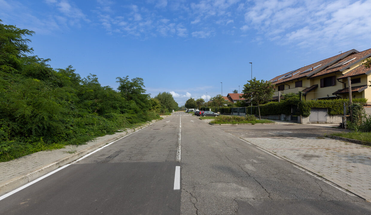 13_via_Monte_Generoso-Caronno_Pertusella