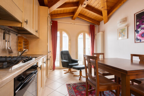 12_via_Rezzo_4_Porlezza