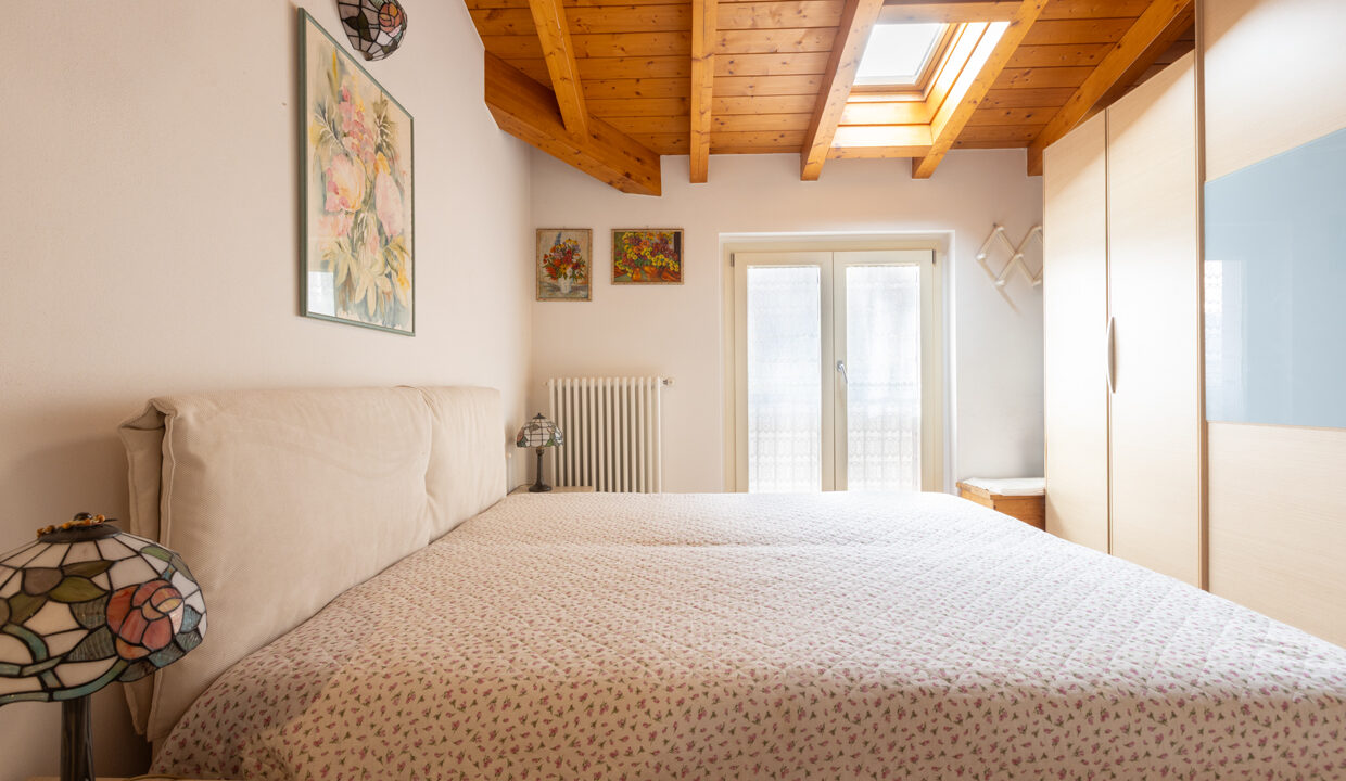 16_via_Rezzo_4_Porlezza