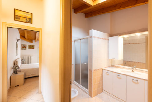 19_via_Rezzo_4_Porlezza