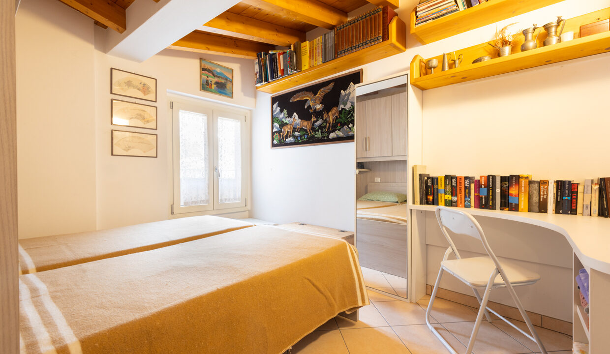 20_via_Rezzo_4_Porlezza