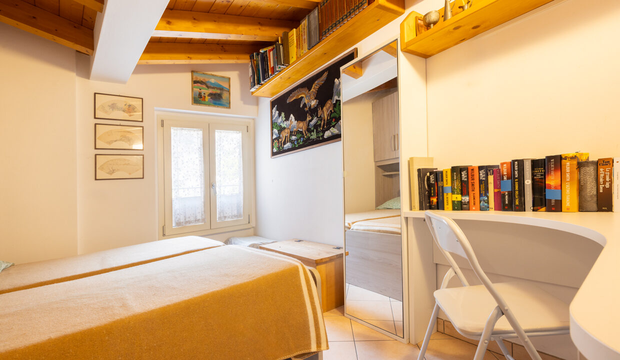 21_via_Rezzo_4_Porlezza