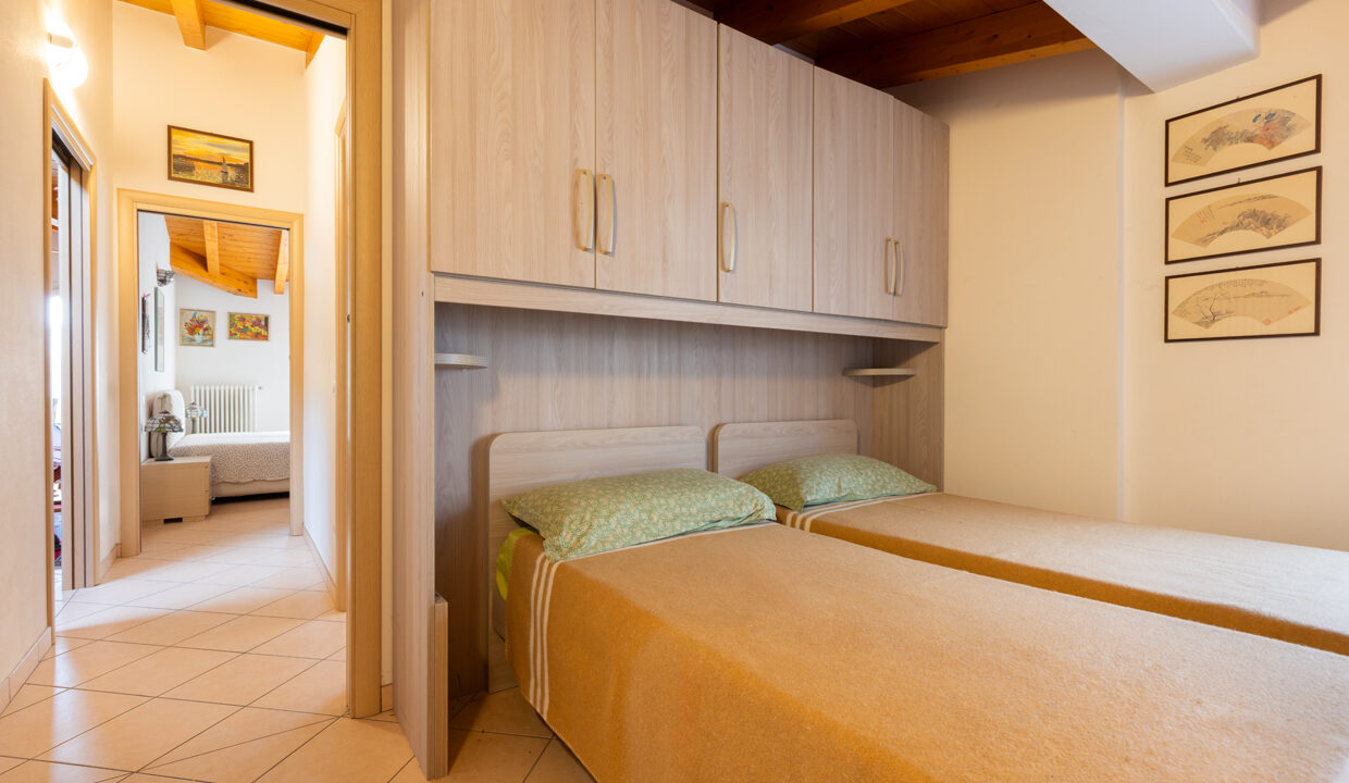 23_via_Rezzo_4_Porlezza