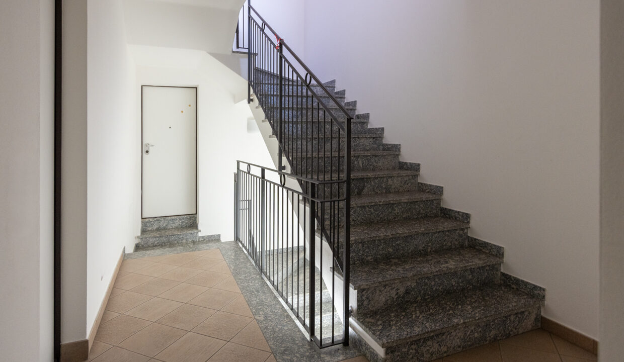 25_via_Rezzo_4_Porlezza