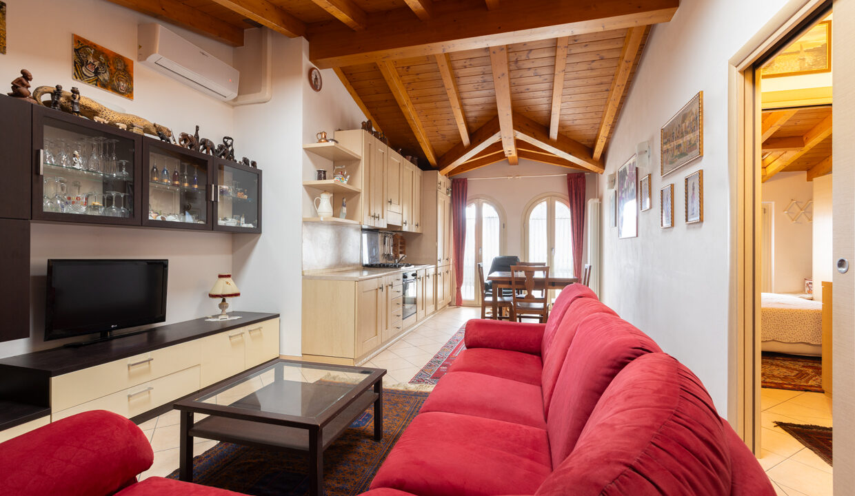 4_via_Rezzo_4_Porlezza