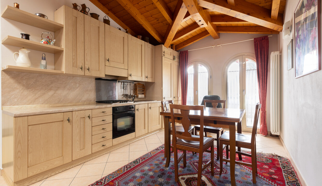 5_via_Rezzo_4_Porlezza