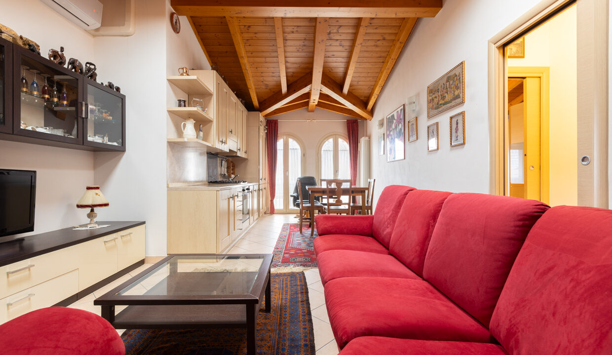 6_via_Rezzo_4_Porlezza