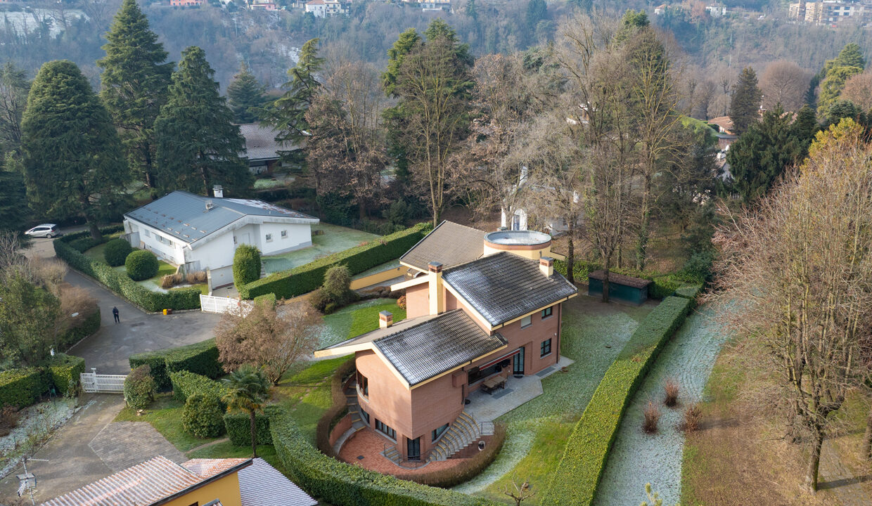 5_Strada_Privata_della_Chiocciola_32_Carimate_(drone)